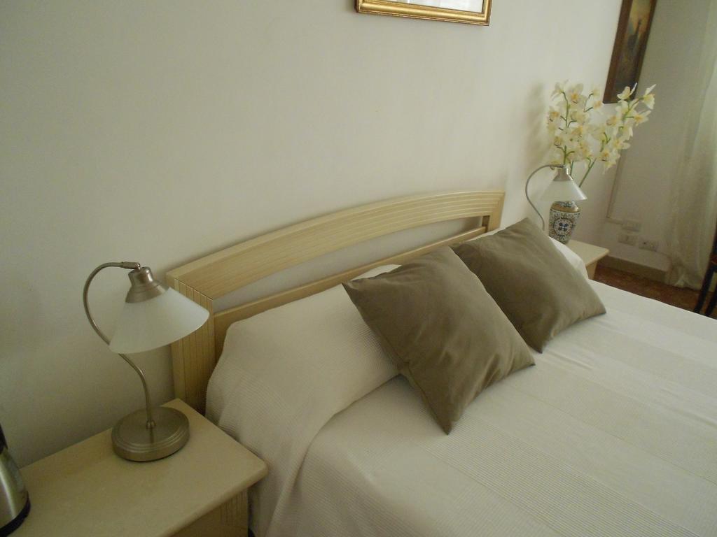 רומא A Casa Chiecchi B&B מראה חיצוני תמונה